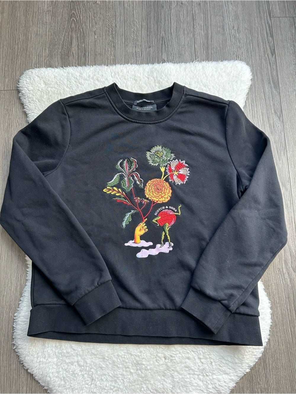 Scotch & Soda Black Floral Embroidered Sweatshirt - Picture 2 of 5
